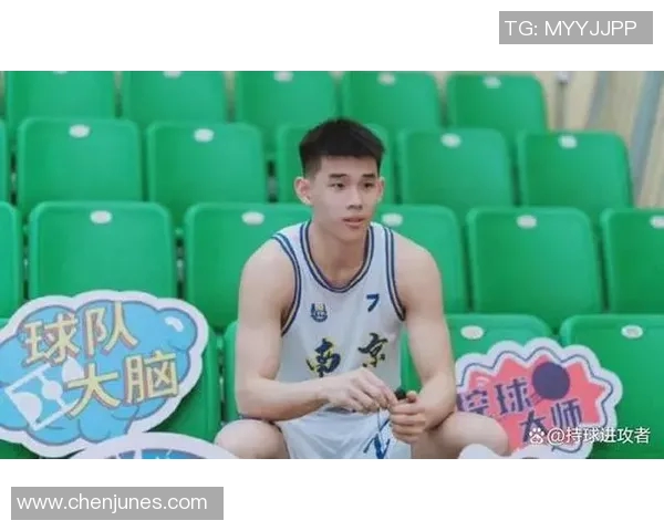 林葳的成长之路：从青涩学生到职场精英的蜕变与追求