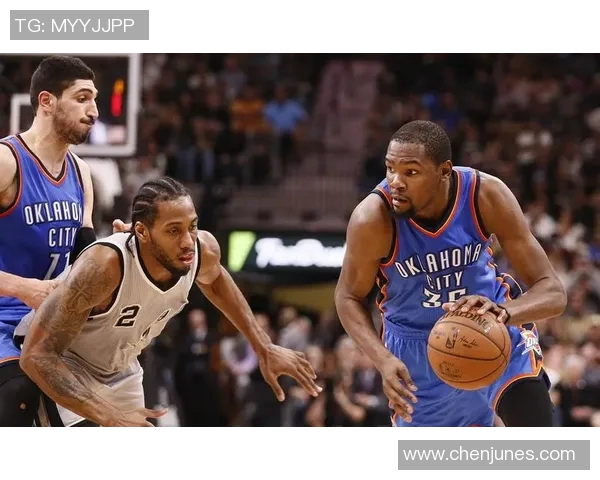 激情对决篮球直播马刺与雷霆巅峰对抗全场精彩瞬间不容错过