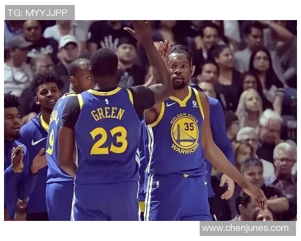 勇士与火箭激战回顾视频精彩瞬间尽在其中