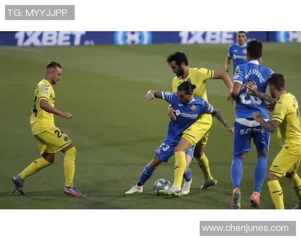 北京鸭与辽宁队的激烈对决谁能在赛场上笑到最后