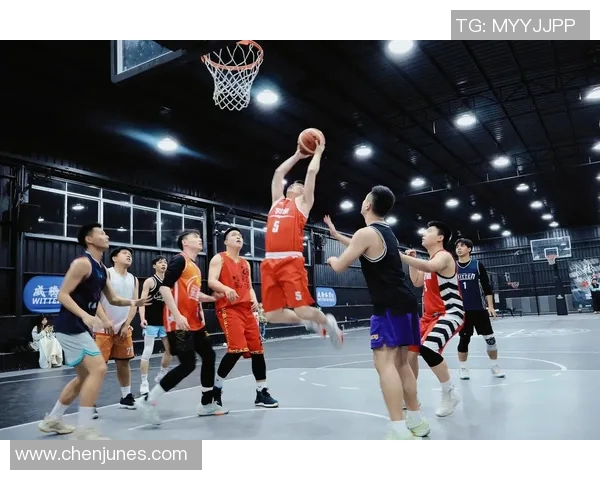 神秘人对决风暴比分揭示篮球赛场的激烈对抗与精彩瞬间 神秘人对决风暴比分揭示篮球赛场的激烈对抗与精彩瞬间