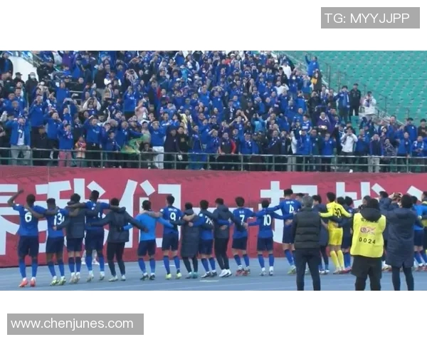 辽宁沈阳开心迎战申花全力争胜期待精彩对决与球迷共庆足球盛宴