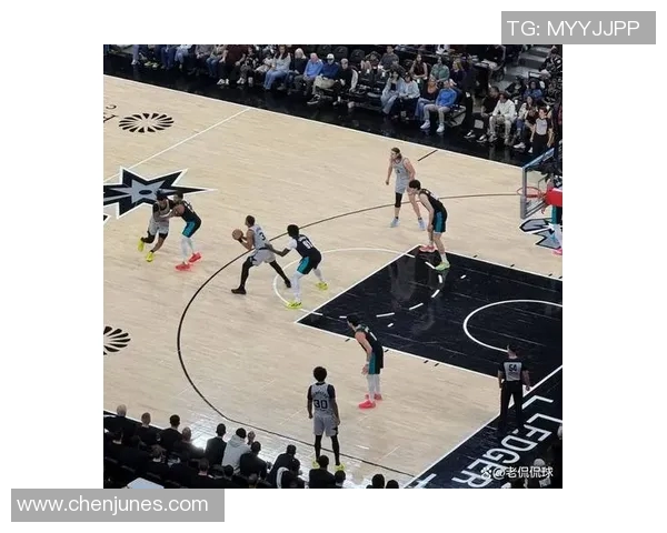 雷霆与马刺强强对决CCTV5直播精彩赛事不容错过 雷霆与马刺强强对决CCTV5直播精彩赛事不容错过