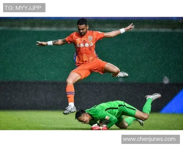 鹿儿岛联队迎战山口队期待精彩对决双方球员全力以赴争取胜利